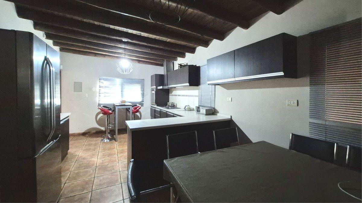 Foto de CASA EN VENTA EN BARRIO PRIVADO "EL PRADO", imagen 5
