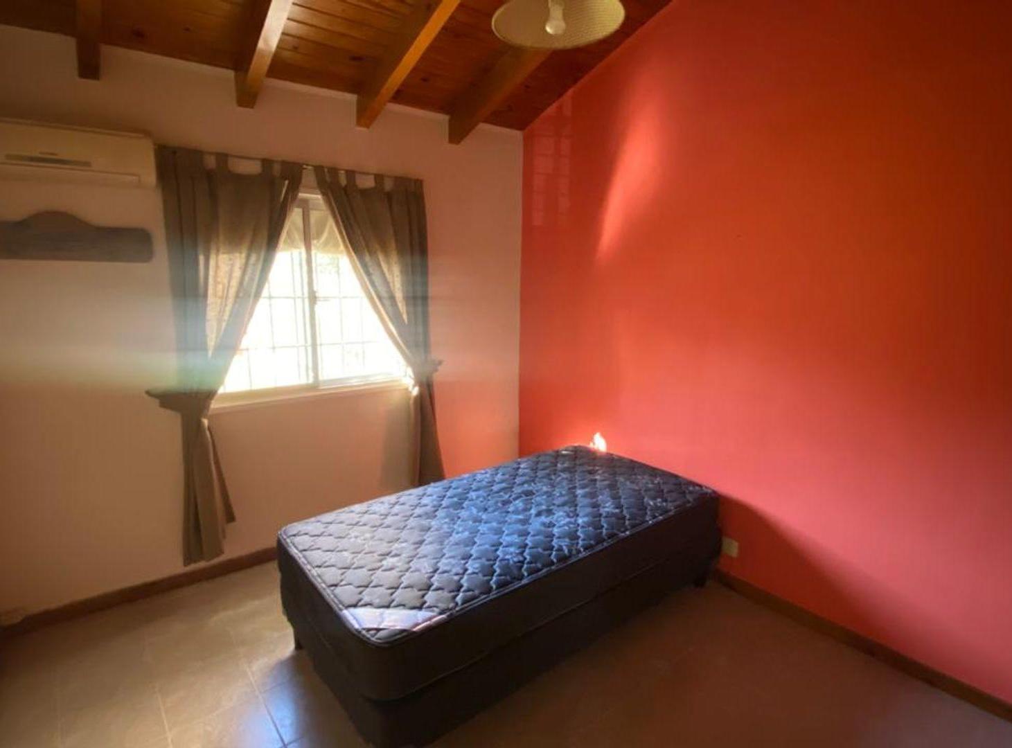 Foto de CASA EN VENTA 2 DORMITORIOS EN GUAYMALLEN, imagen 3