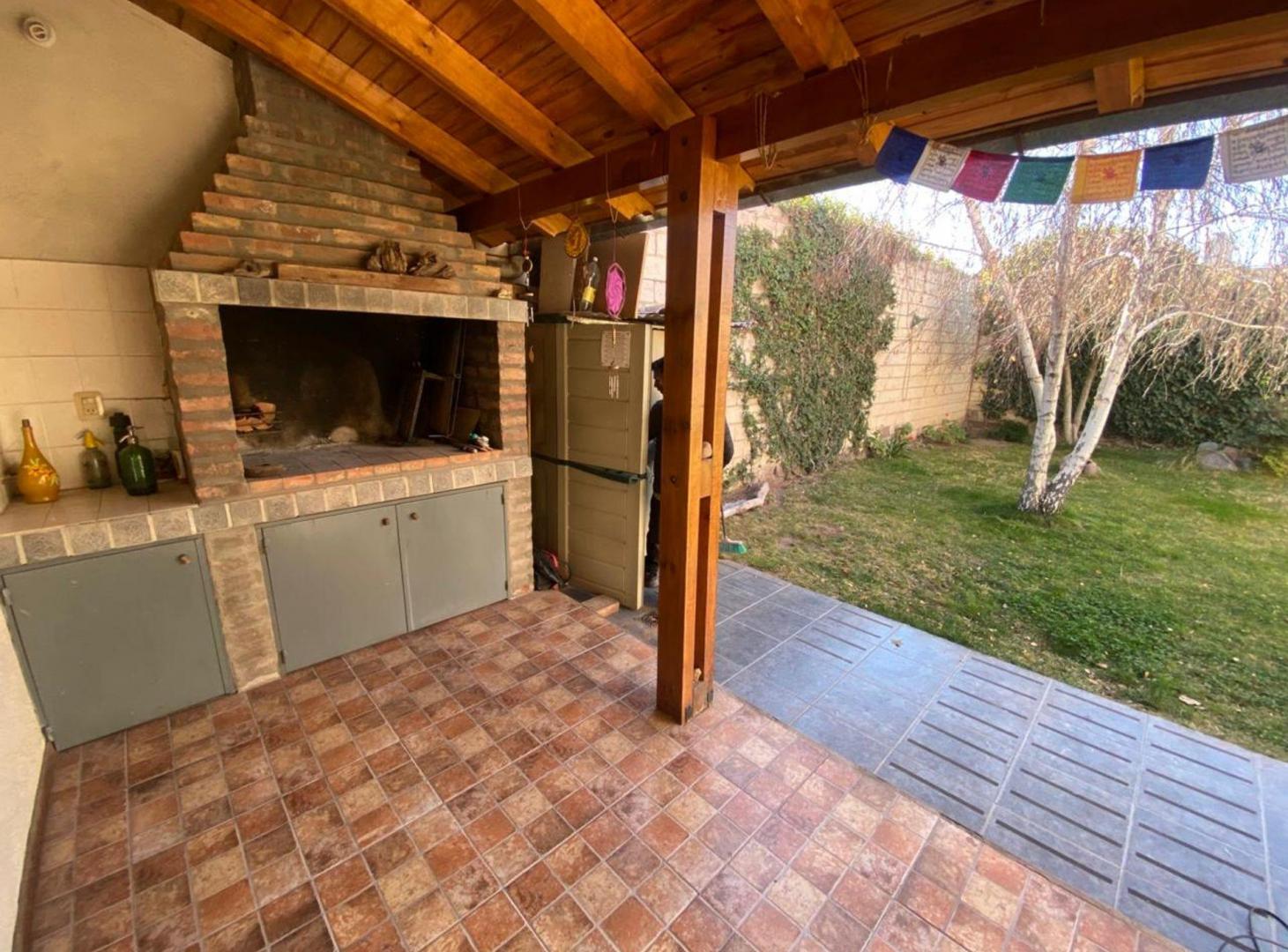 Foto de CASA EN VENTA 2 DORMITORIOS EN GUAYMALLEN, imagen 4