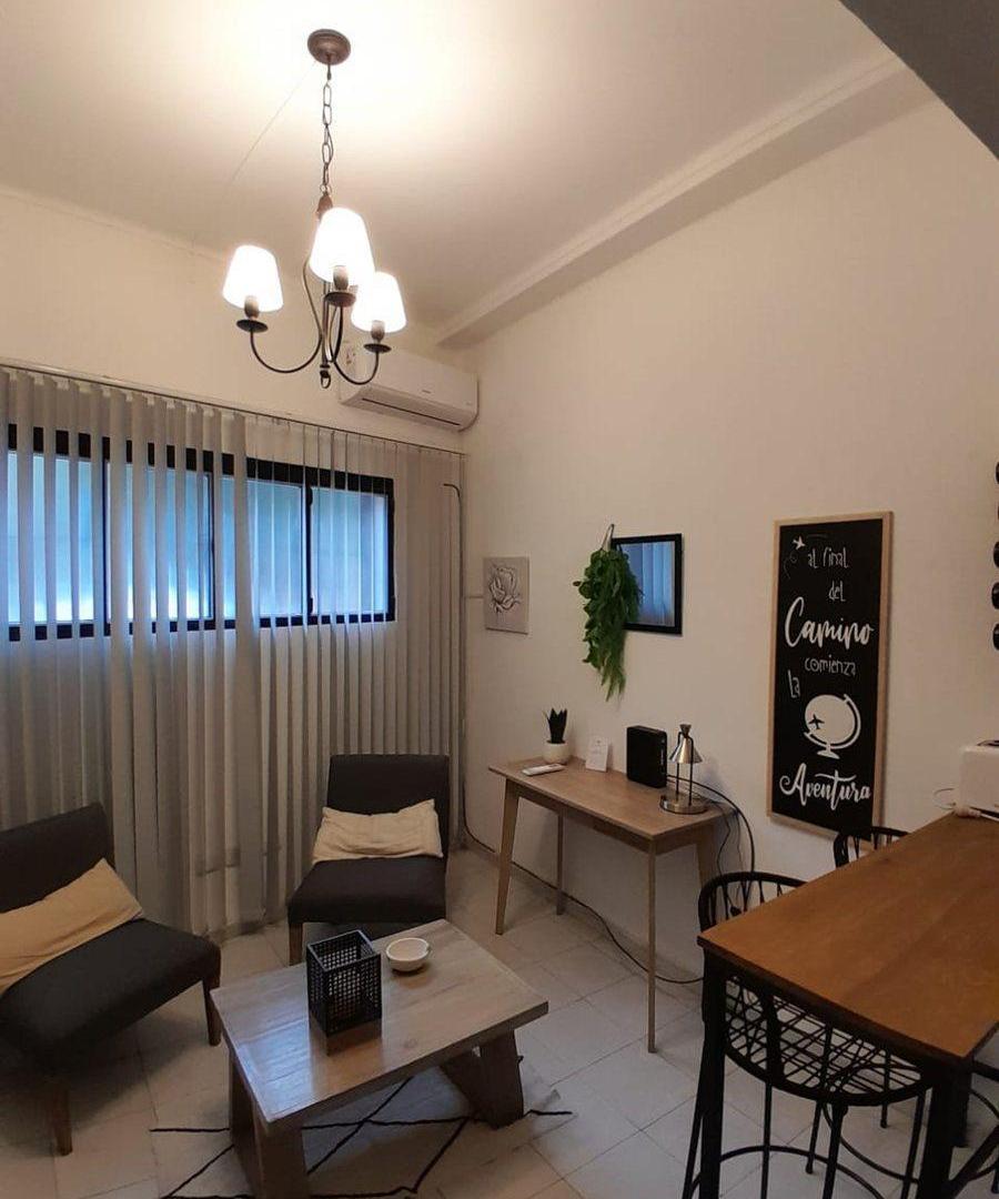 Foto de Cuatro Departamentos en PH, Calle Rondeau, imagen 3