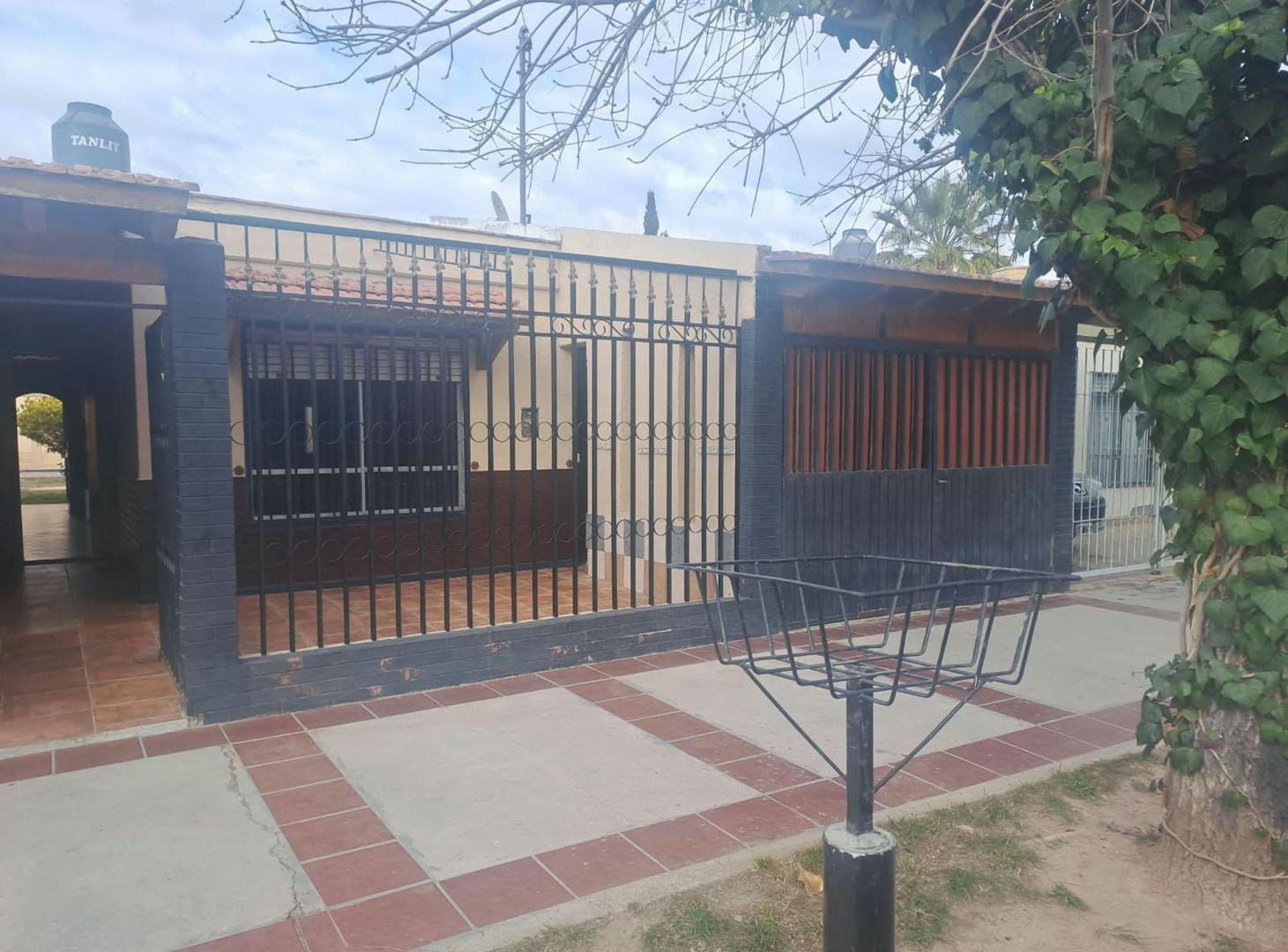 Foto de CASA EN VENTA 3 DORMITORIOS LAS HERAS APTO CRÉDITO, imagen 2