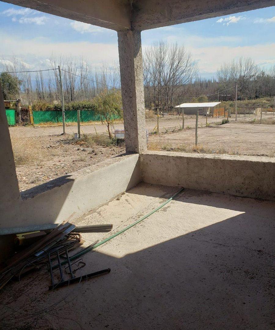 Foto de VENTA TERRENO + CASA EN OBRA GRUESA LUJAN DE CUYO, imagen 4