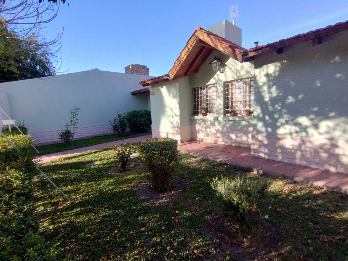 Foto de Casa Esquina De Dos Dormitorios, imagen 2