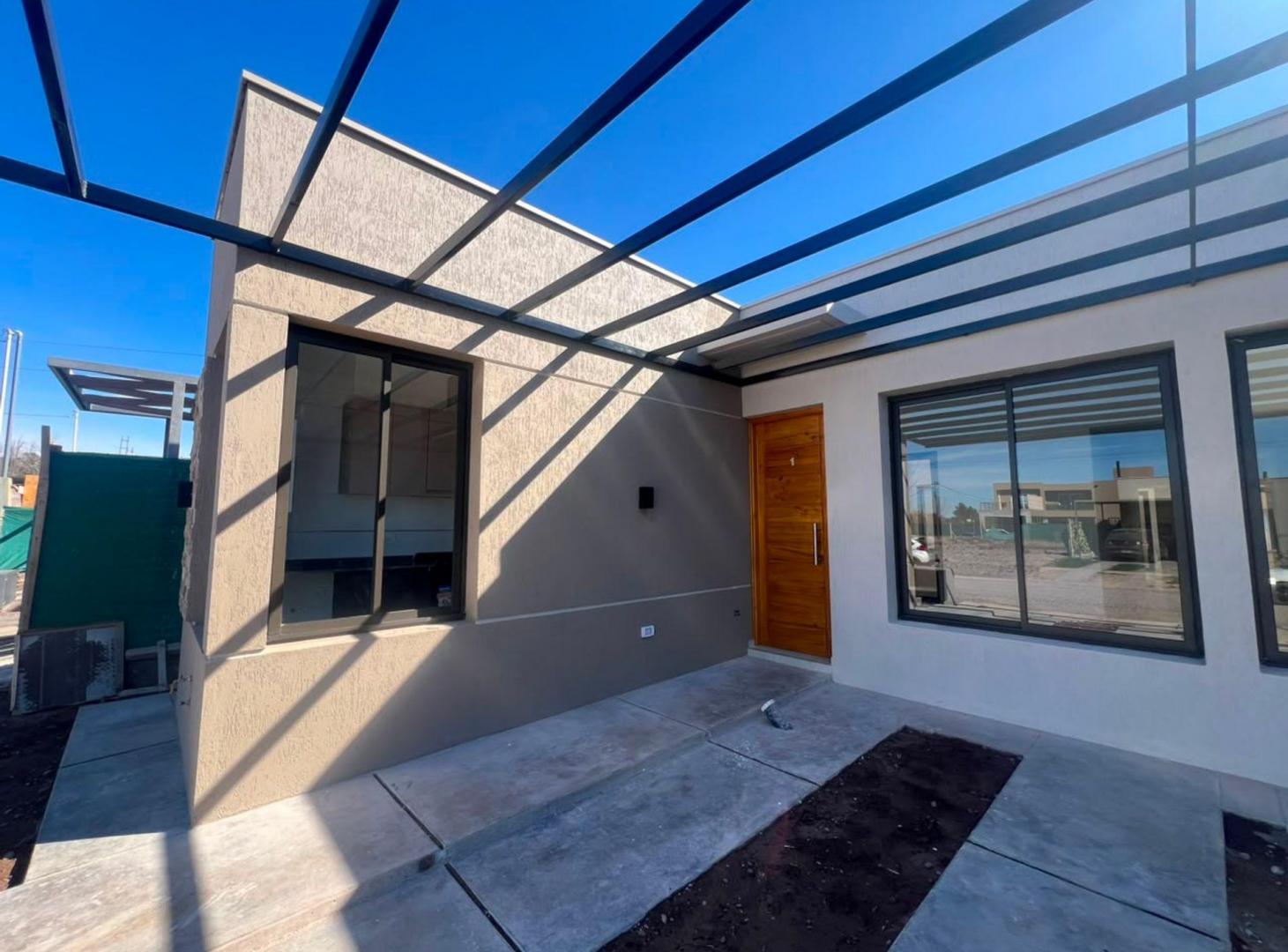 Foto de VENTA CASA DOS DORMITORIOS BARRIO PRIVADO MAIPU, imagen 2