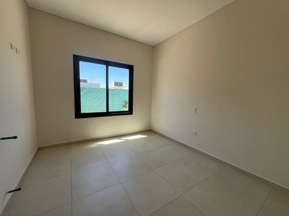 Foto de VENTA DE CASA BARRIO PRIVADO PINAR 5 MAIPU, imagen 4