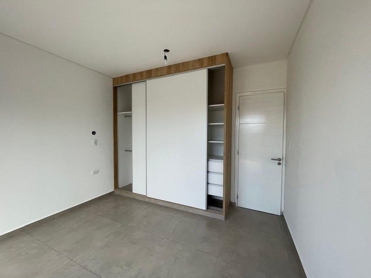 Foto de VENTA CASA Bº ANDESMAR - 2 HABITACIONES - GLLEN, imagen 2