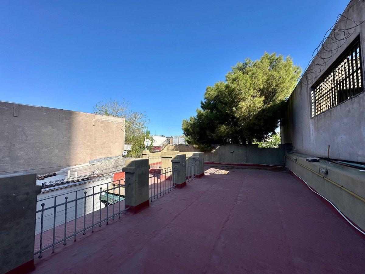 Foto de VENTA CASA P/ NEGOCIO CALLE ALEM - CIUDAD-MENDOZA, imagen 3