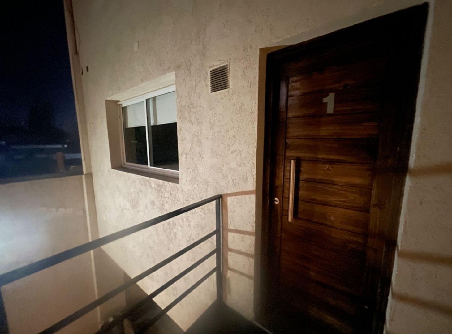 Foto de DEPARTAMENTO 1 HABITACION CON COCHERA - GODOY CRUZ, imagen 3
