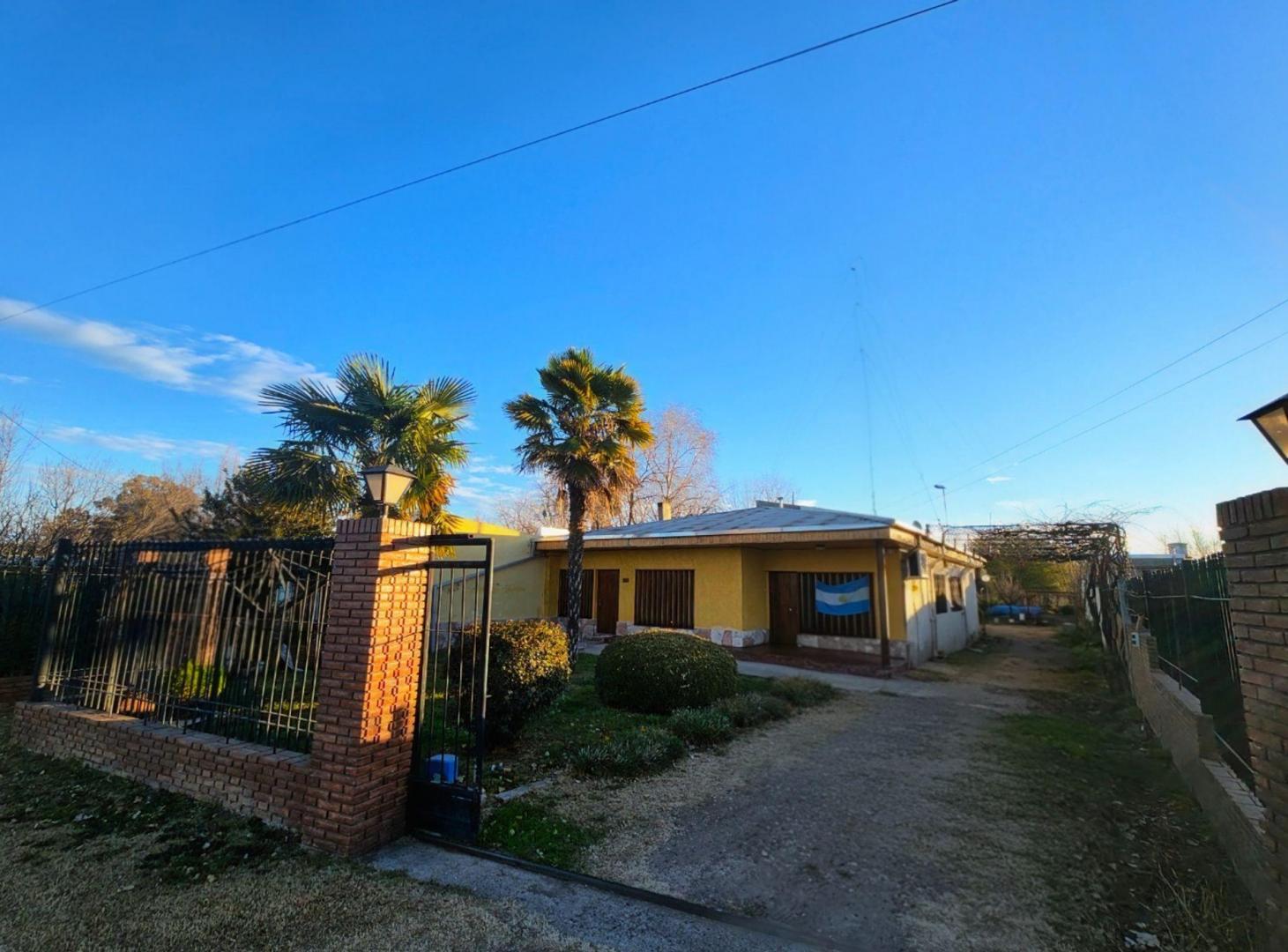 Foto de VENTA GRAN CASA CON PILETA EN SAN RAFAEL, MENDOZA, imagen 4