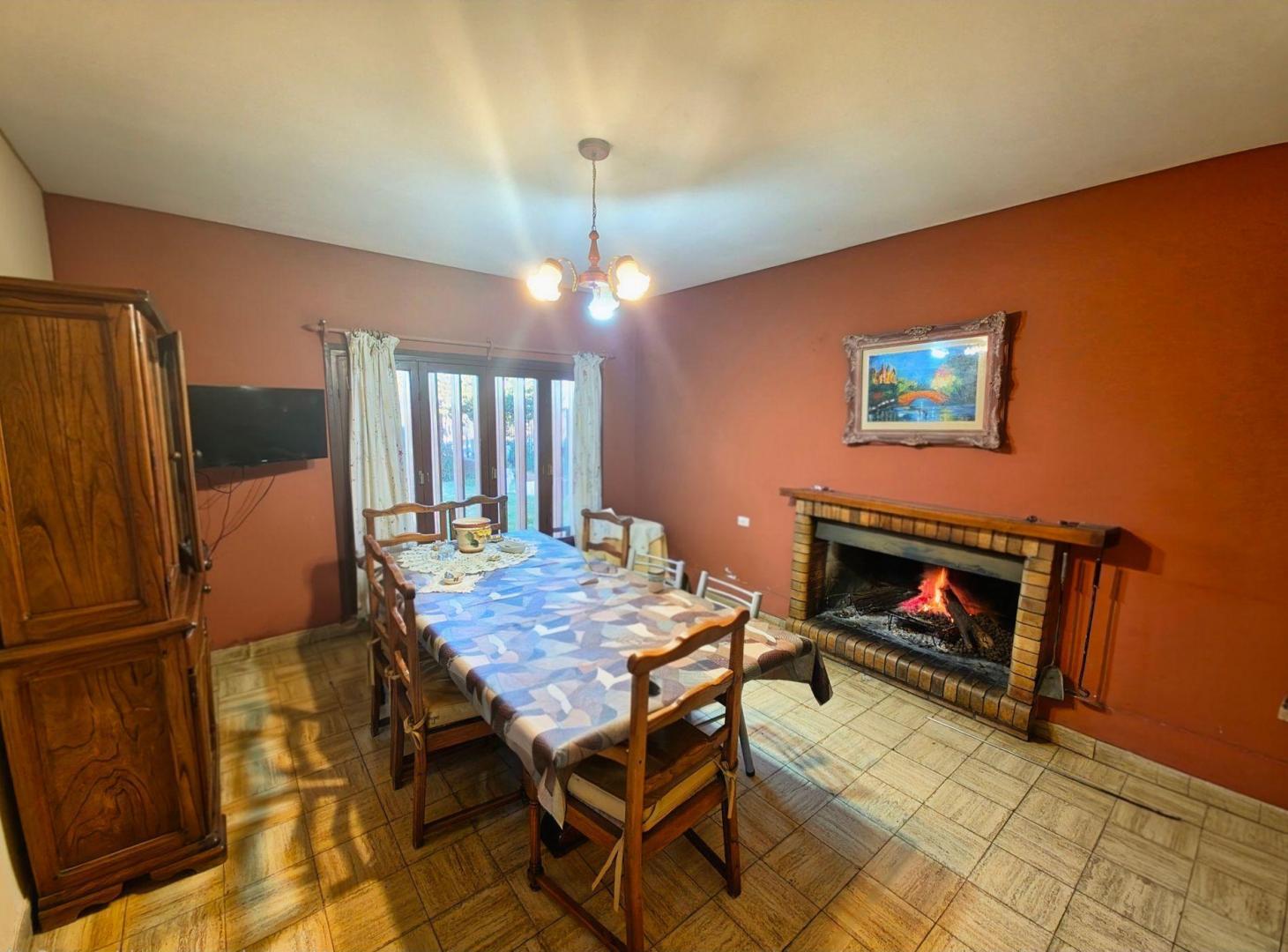 Foto de VENTA GRAN CASA CON PILETA EN SAN RAFAEL, MENDOZA, imagen 2