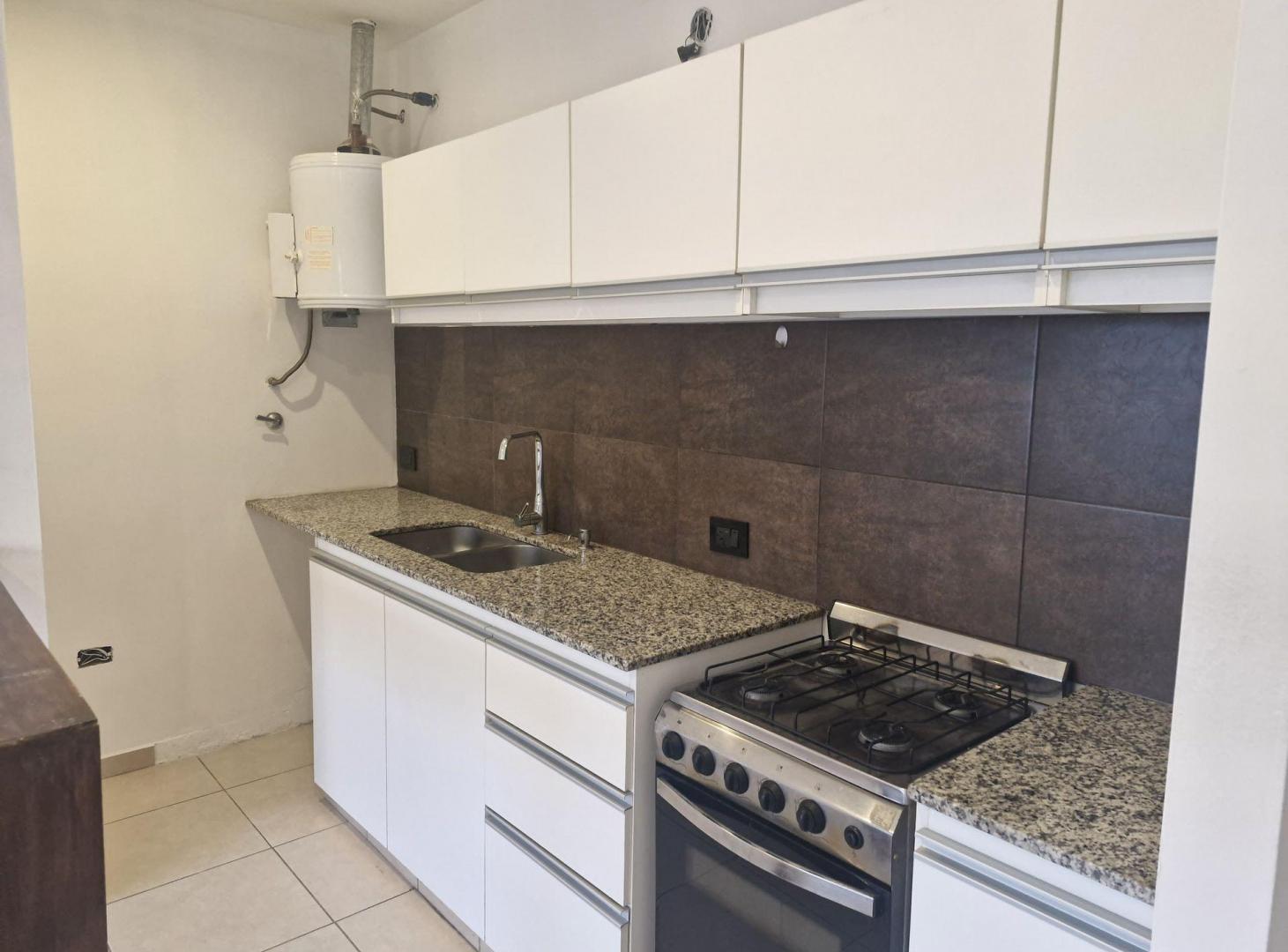 Foto de DEPARTAMENTO EN ALQUILER 1 DORMITORIO GODOY CRUZ, imagen 4
