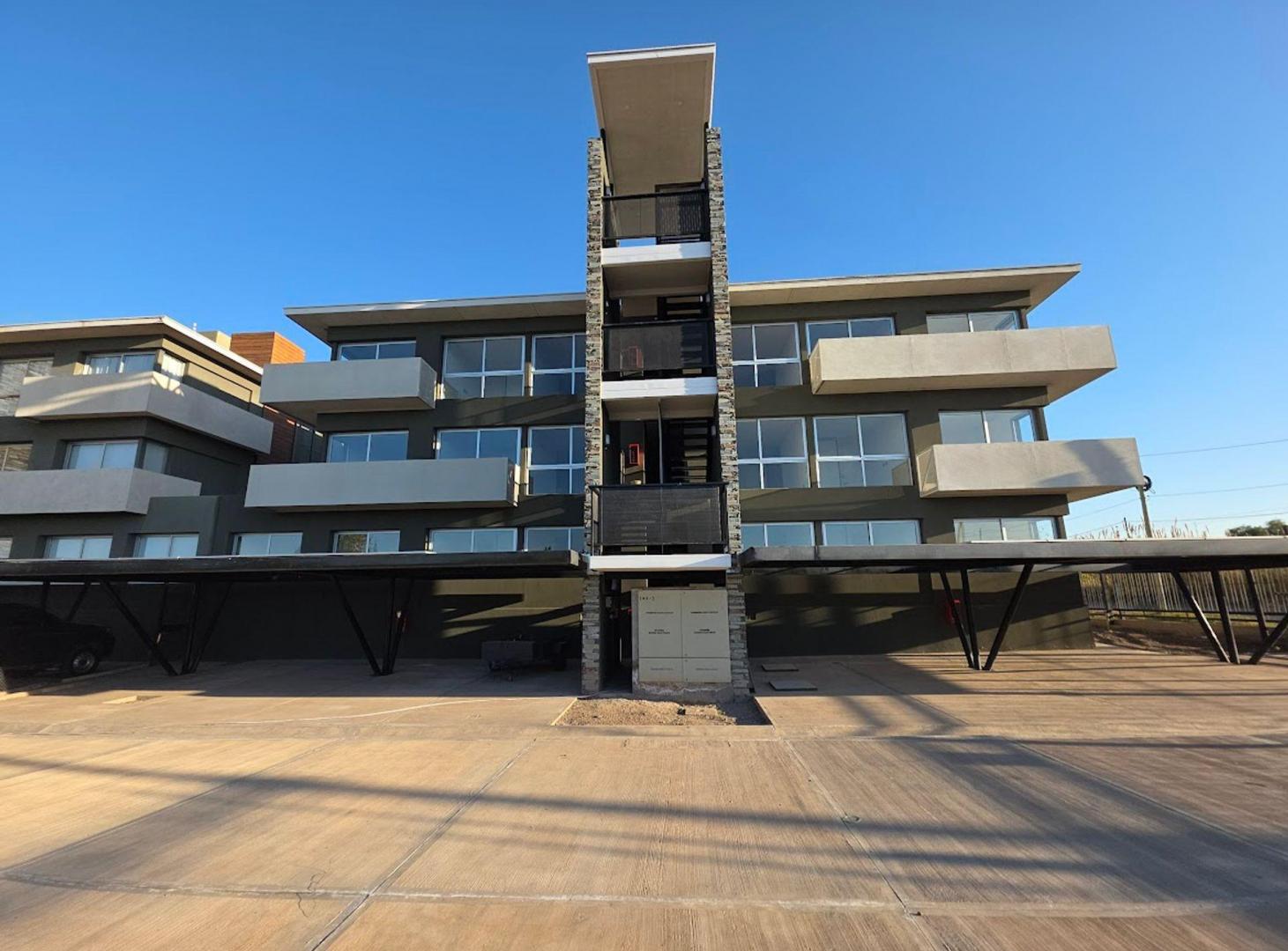 Foto de Departamento A Estrenar en Alquiler – Cortaderas 2, imagen 1