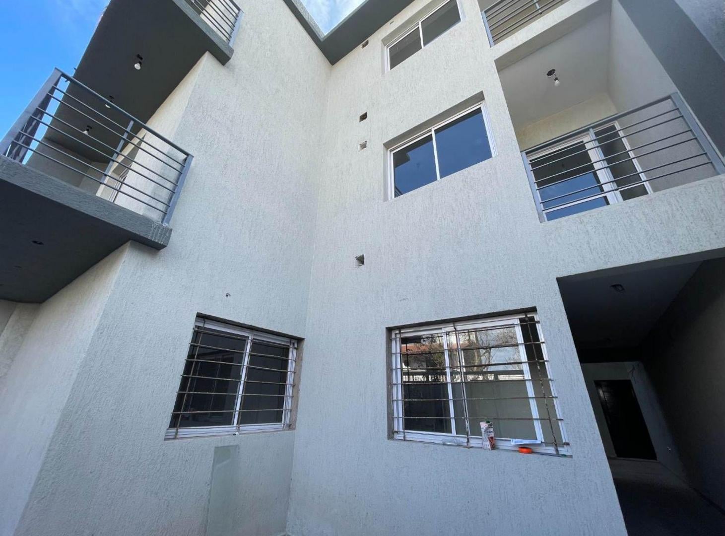 Foto de VENTA DEPARTAMENTO PB 2 HABITACIONES - GODOY CRUZ, imagen 2