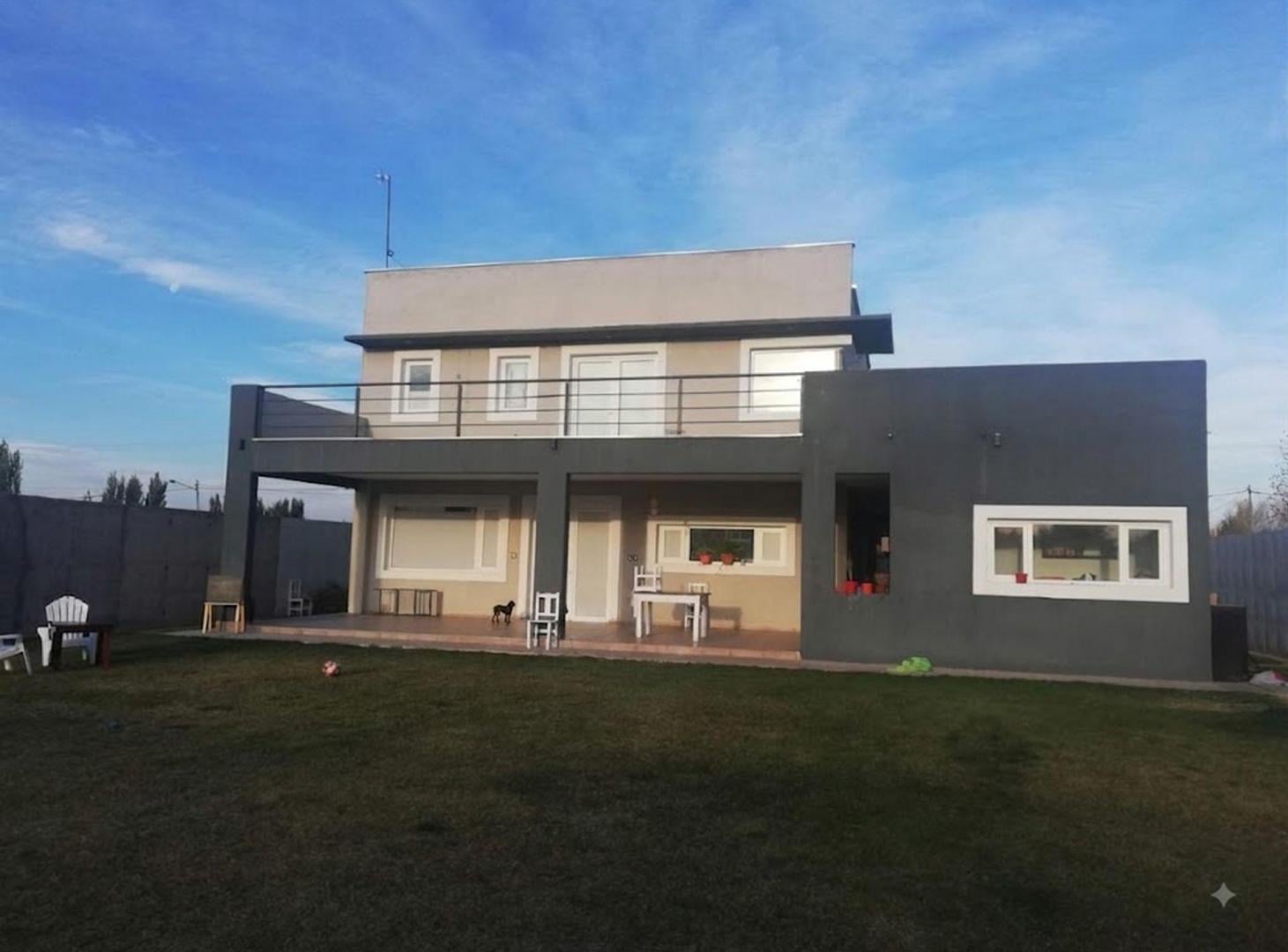 Foto de VENTA HERMOSA CASA DE CATEGORIA EN SAN RAFAEL, imagen 3
