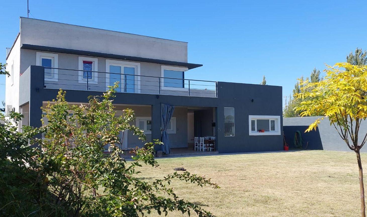 Foto de VENTA HERMOSA CASA DE CATEGORIA EN SAN RAFAEL, imagen 2