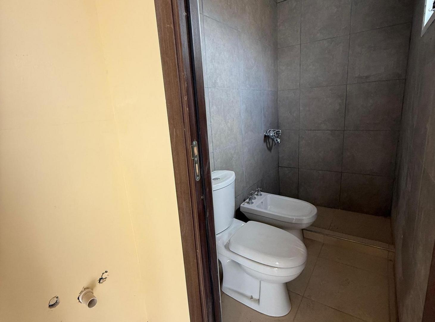 Foto de VENTA DPTO EN POZO 2 DORMITORIOS EN PLANTA ALTA, imagen 4