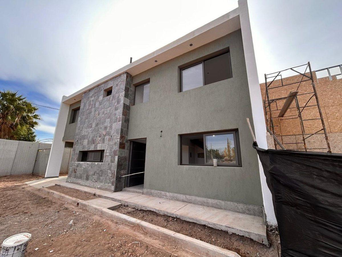 Foto de Duplex En Luzuriaga Con Entrega En Junio 2027, imagen 1