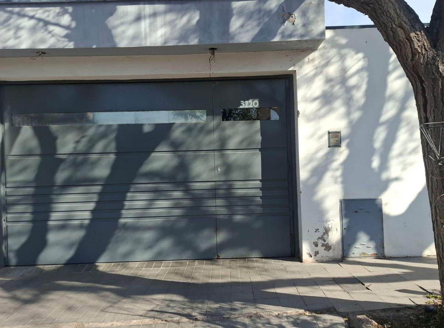 Foto de Casa en Venta en Barrio Grafico, Godoy Cruz, imagen 2