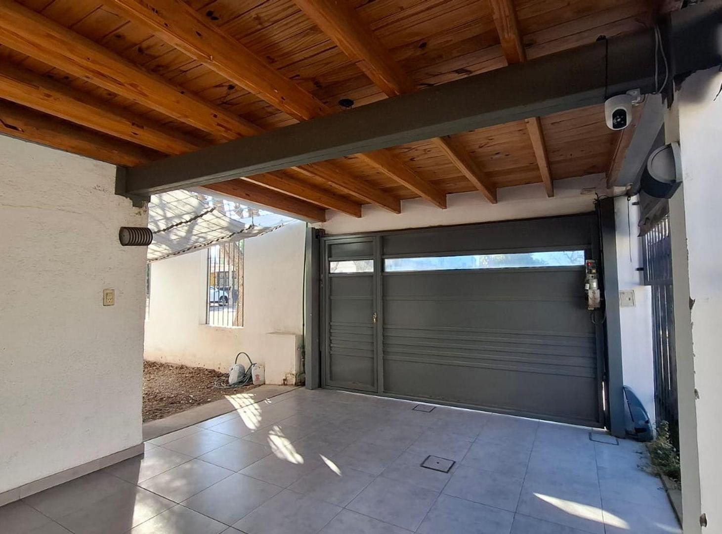 Foto de Casa en Venta en Barrio Grafico, Godoy Cruz, imagen 3