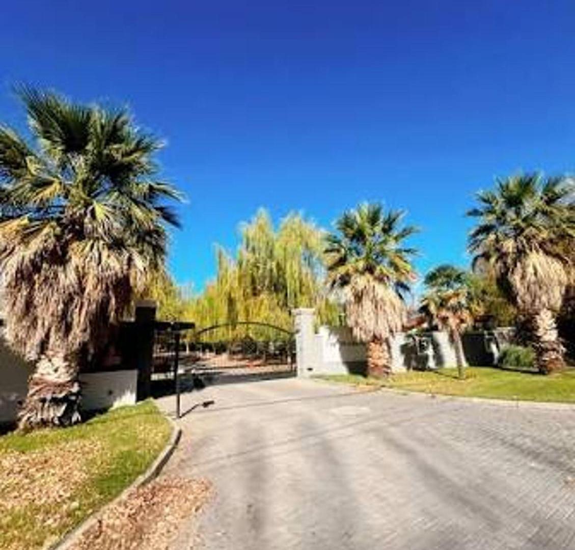 Foto de Venta de lotre en Barrio Las Praderas, imagen 2