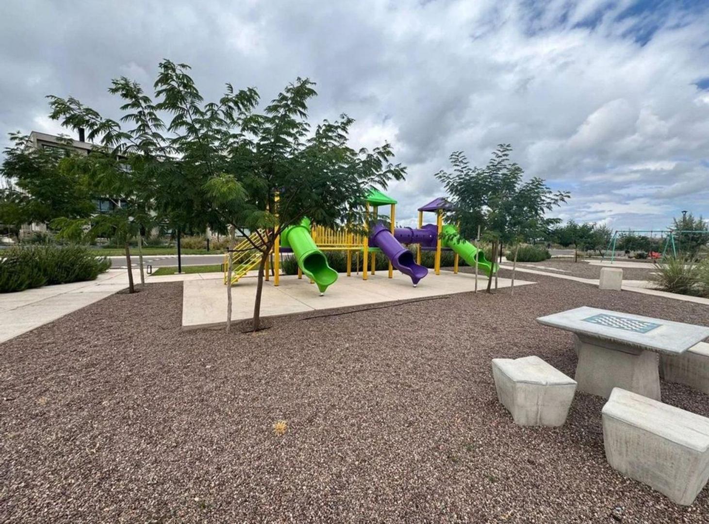 Foto de LOTE EN VENTA B° PRIVADO TERRAZAS PARK VISTALBA, imagen 4