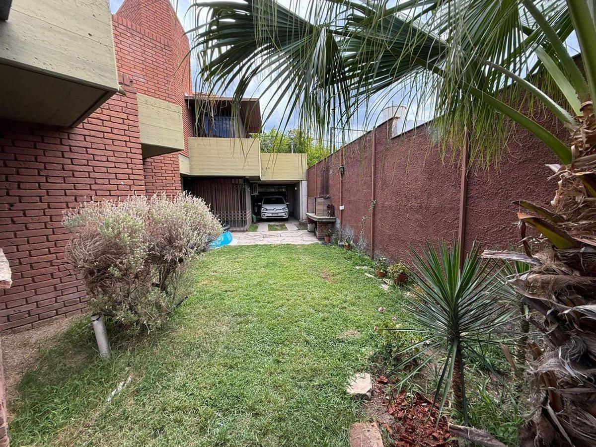 Foto de CASA EN VENTA- SEXTA SECCIÓN, CIUDAD DE MENDOZA, imagen 5