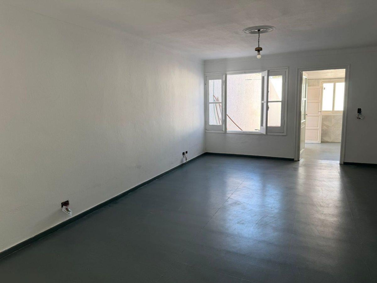 Foto de VENTA CASA APTA CREDITO EN GODOY CRUZ 4 DORMITORIO, imagen 4