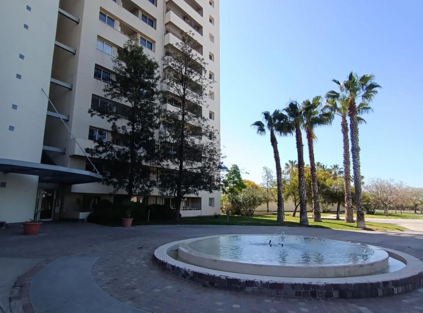 Foto de Hermoso Departamento planta baja con amenities, imagen 1