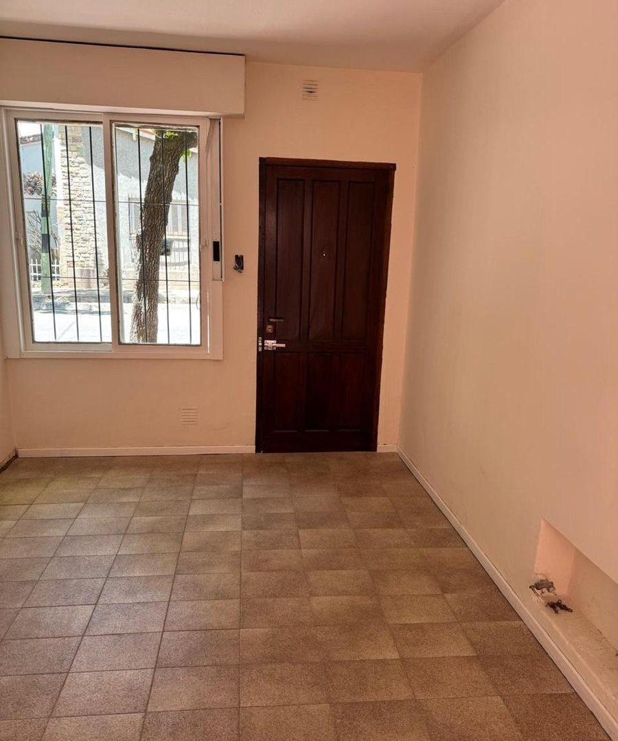 Foto de Venta de duplex en Barrio Bombal, imagen 2