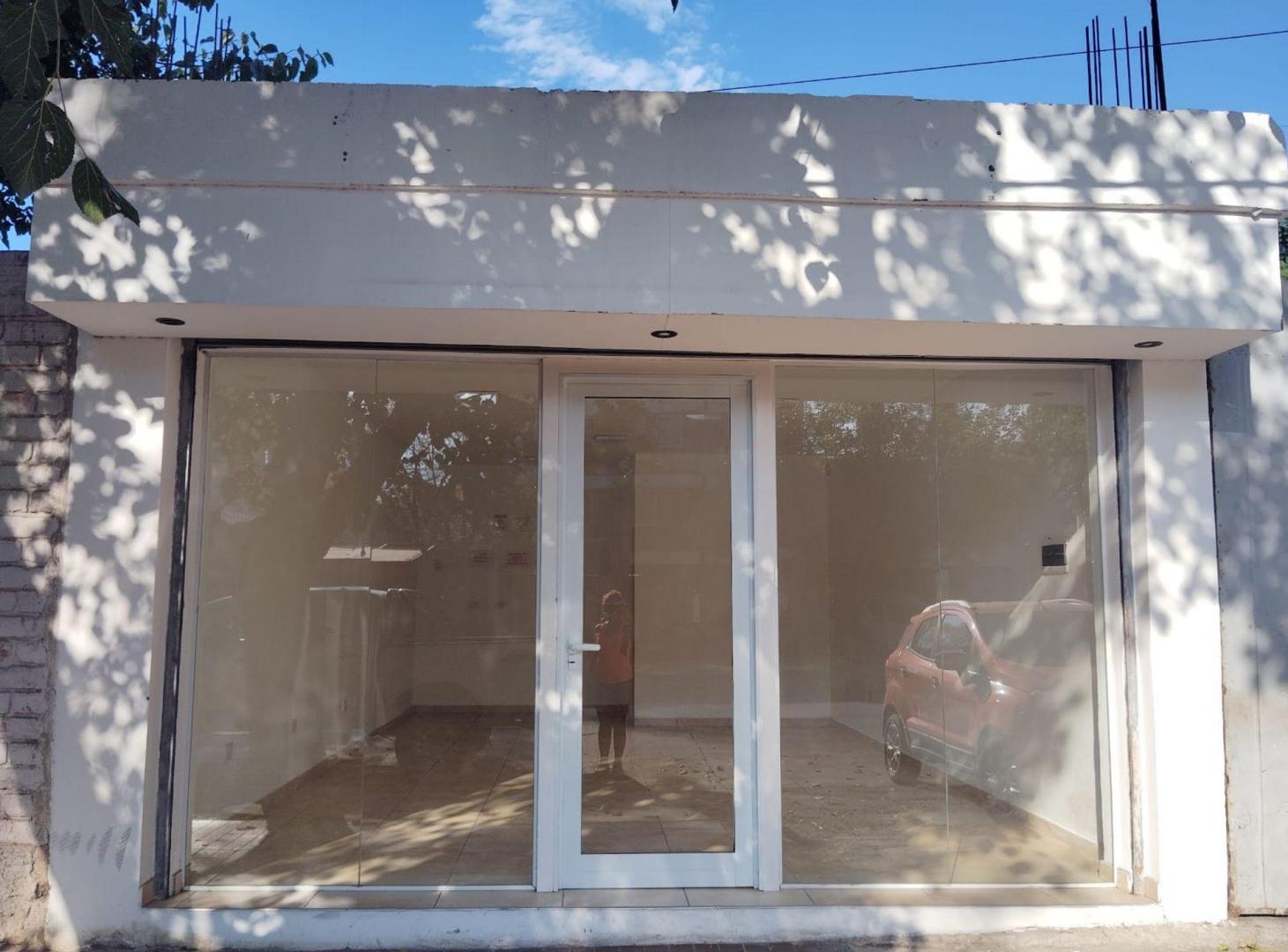 Foto de ALQUILER LOCAL COMERCIAL PUNTO ESTRATEGICO, imagen 4