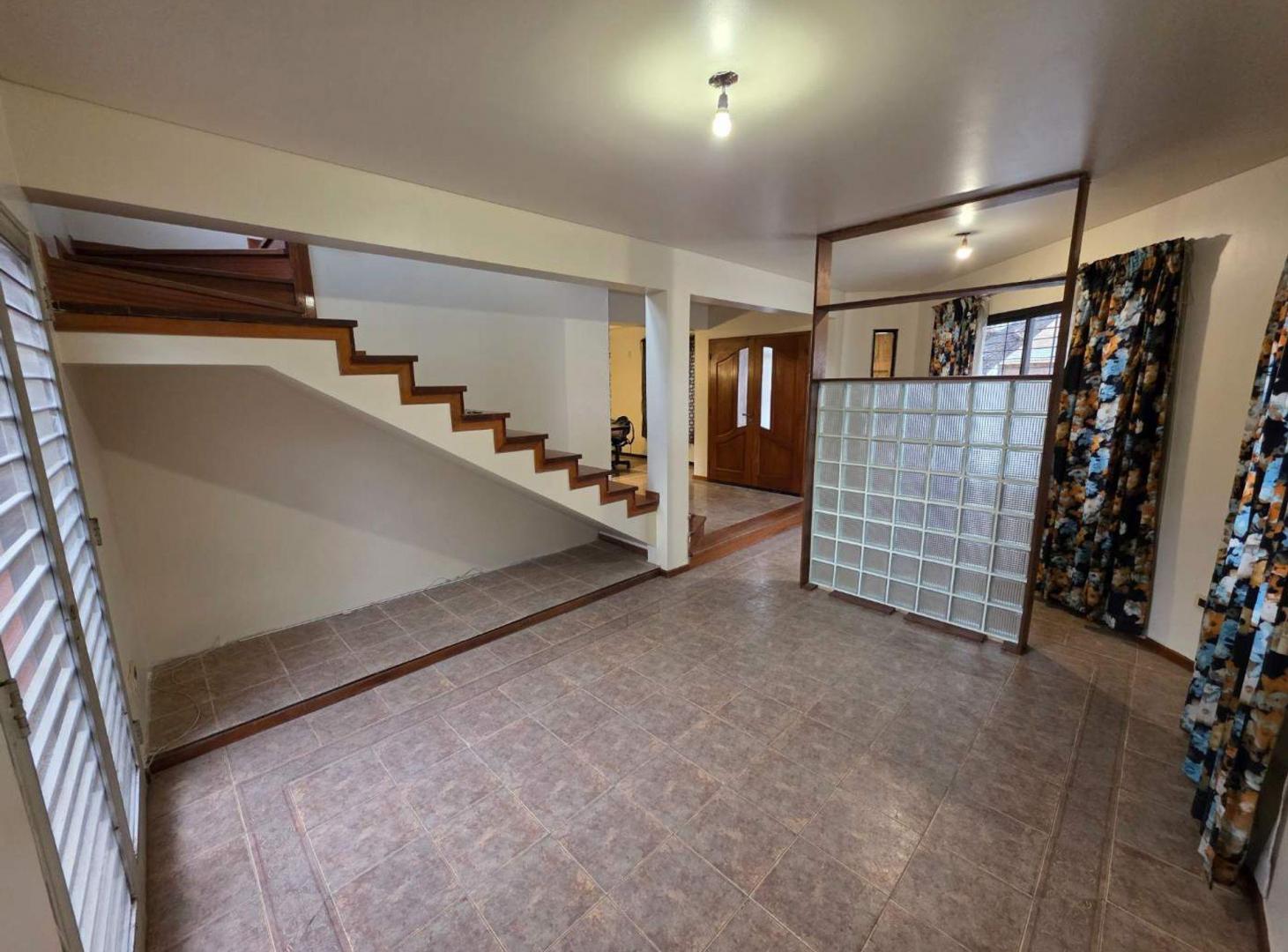Foto de Venta de casa Ciudad, Mendoza. 6 ambientes., imagen 5