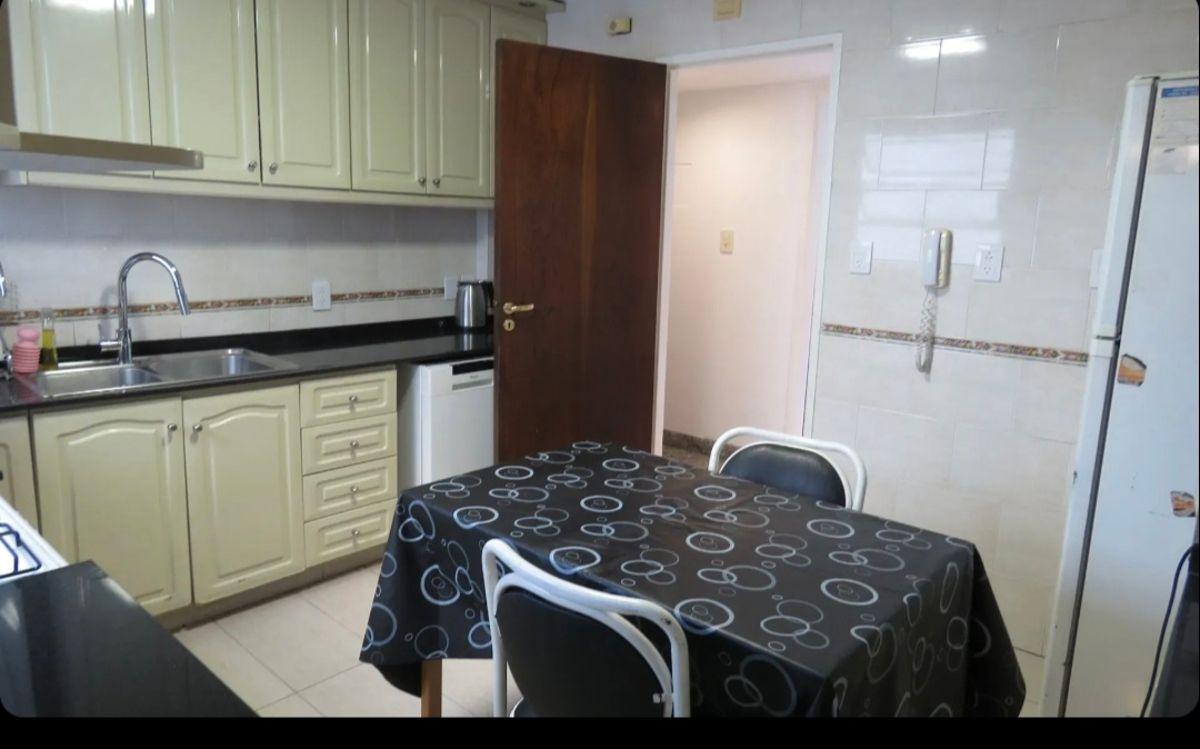 Foto de Alquiler de Departamento 3 ambientes + estudio, imagen 3
