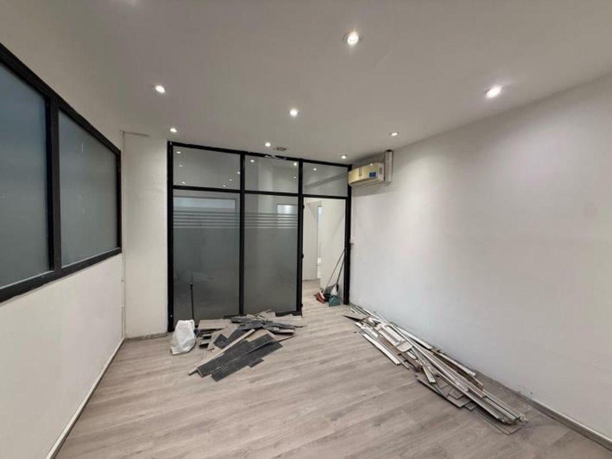 Foto de Oportunidad oficina en venta en Recoleta 160m2, imagen 3