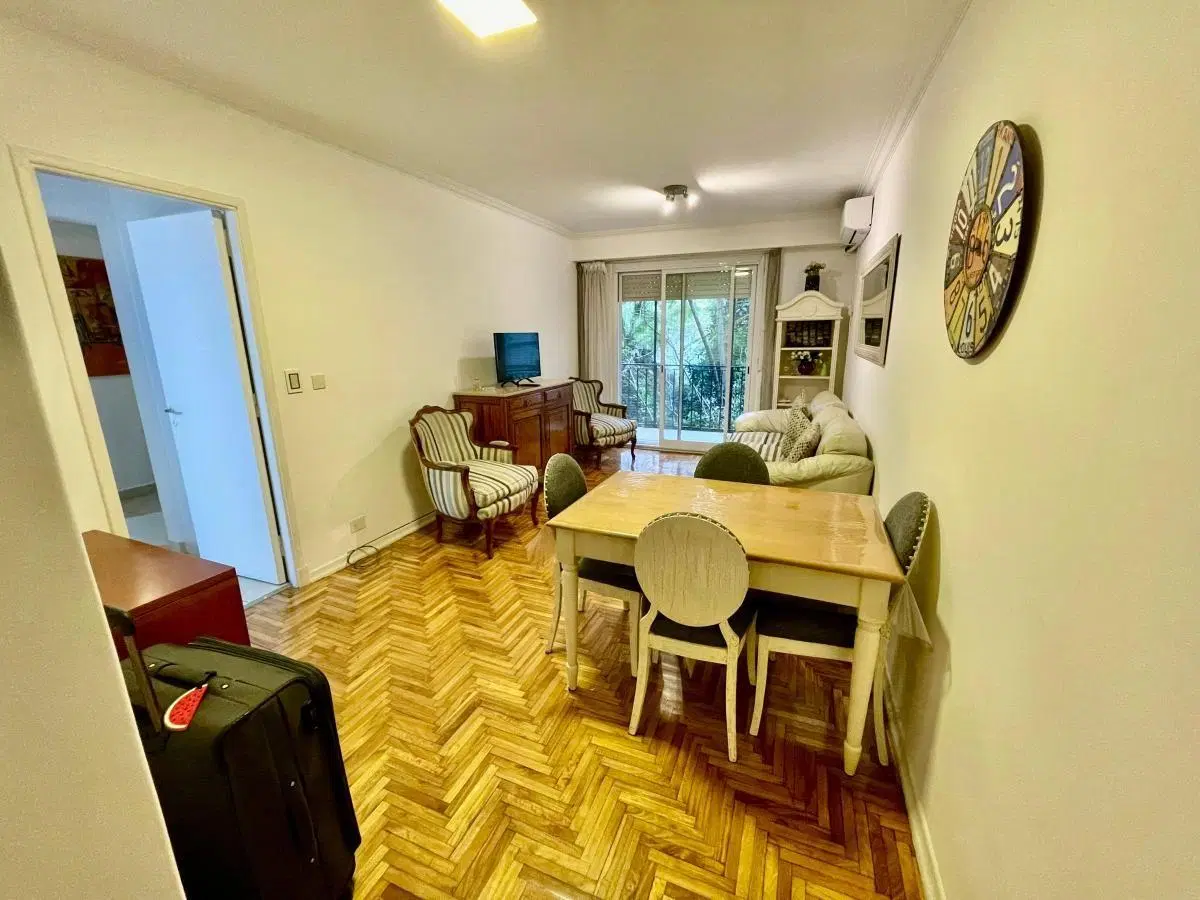 Departamento 4 ambientes en venta con dependencia a cuadras de la plaza Las Heras 84m2 2