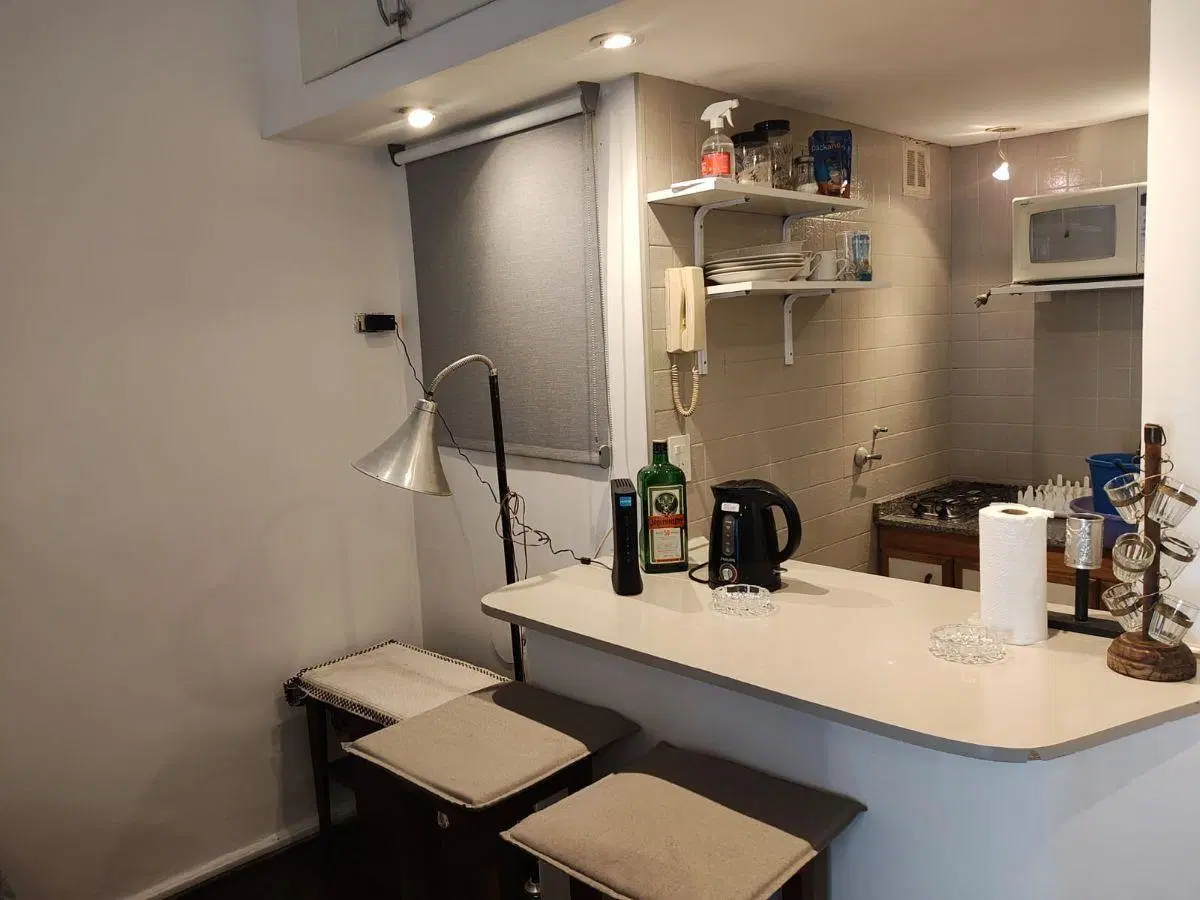 Alquiler temporario en Recoleta monoambiente con balcón 30m2 1