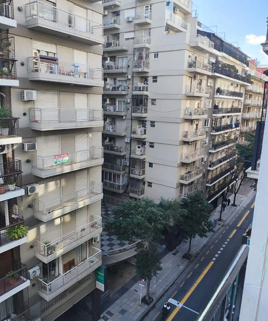 Alquiler temporario en Recoleta monoambiente con balcón 30m2 2