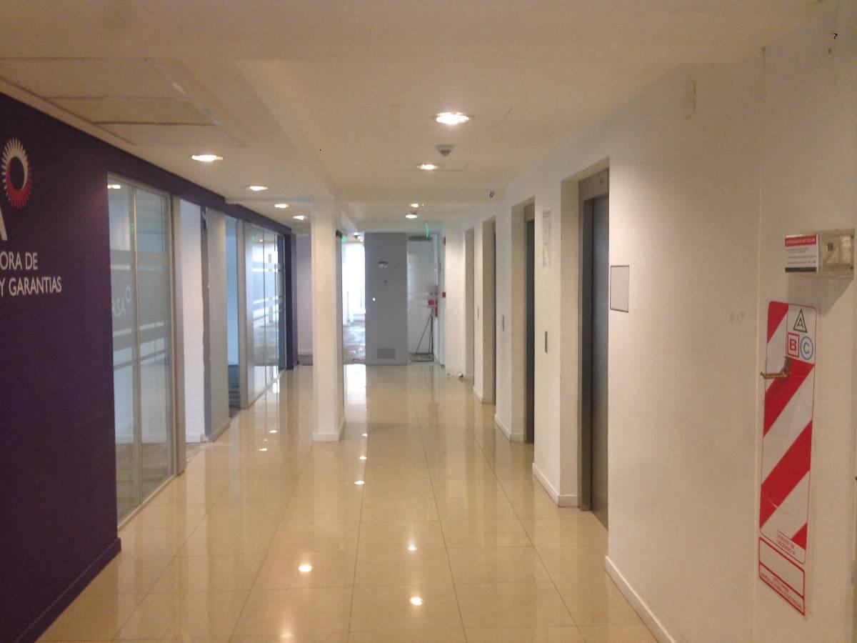 Foto de Alquiler de Oficinas | Córdoba 820, CABA | 810 - 1.620 m², imagen 4