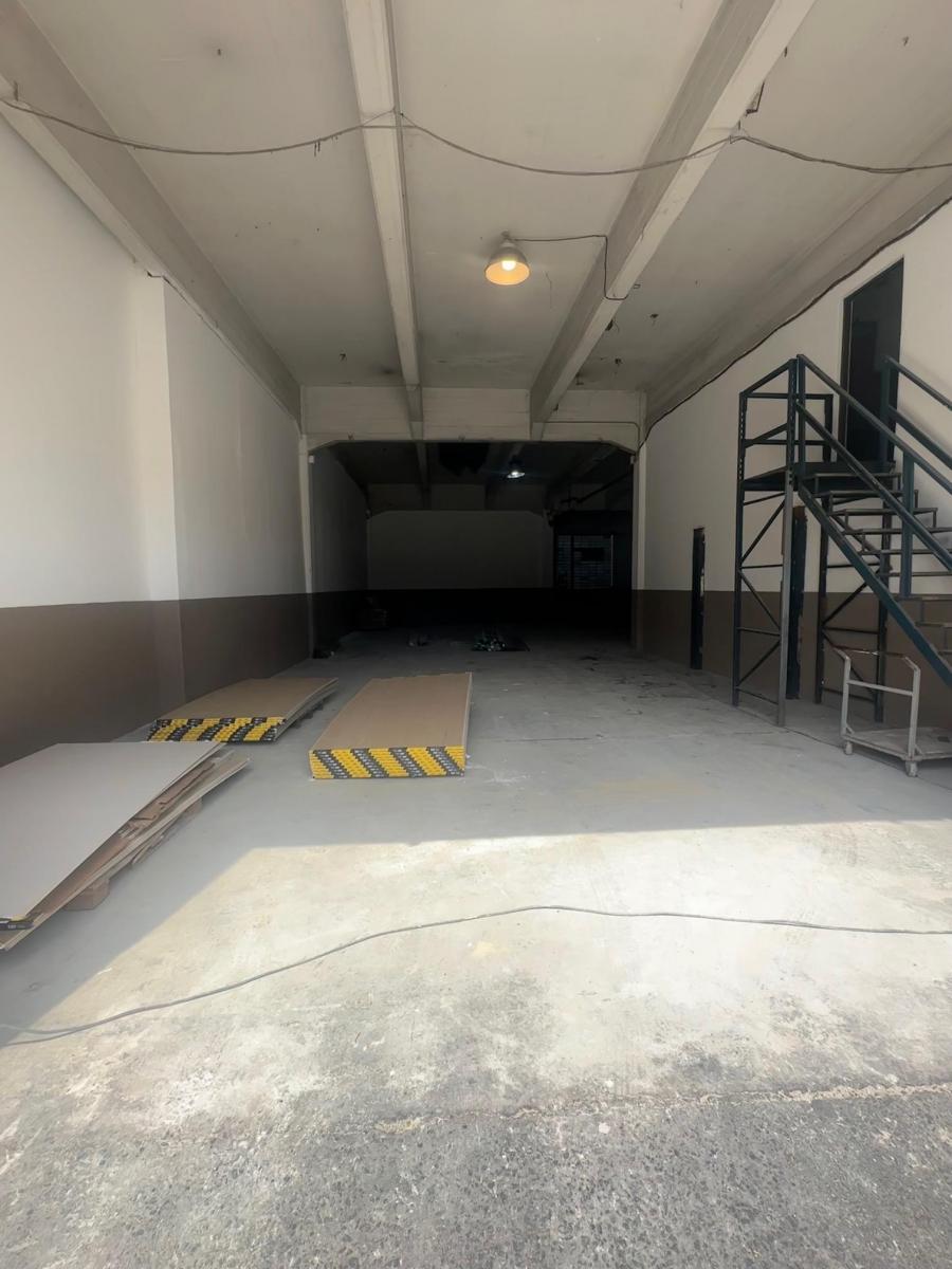 Depósito en Parque Suárez | Av. Juan M. de Rosas 2969, José L. Suárez | 880 m²