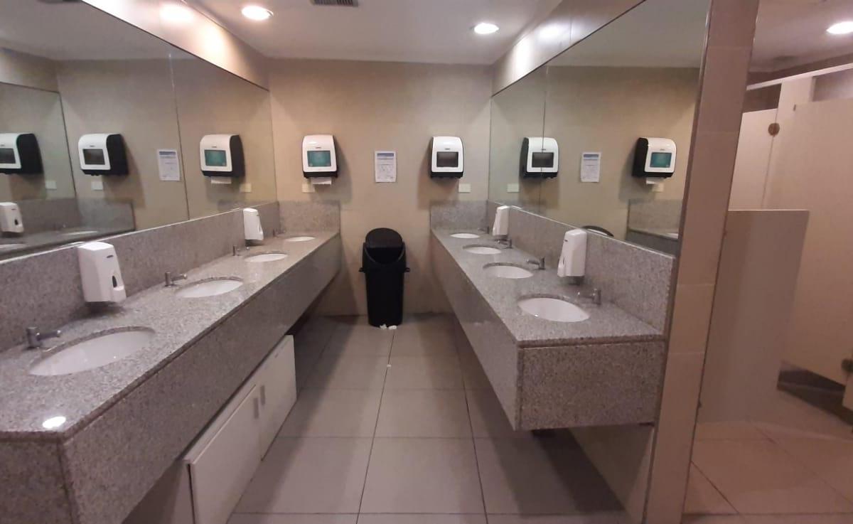 Foto de Oficina en Venta y Alquiler | Bouchard 557, Plaza Roma, CABA | 2.863 m², imagen 5