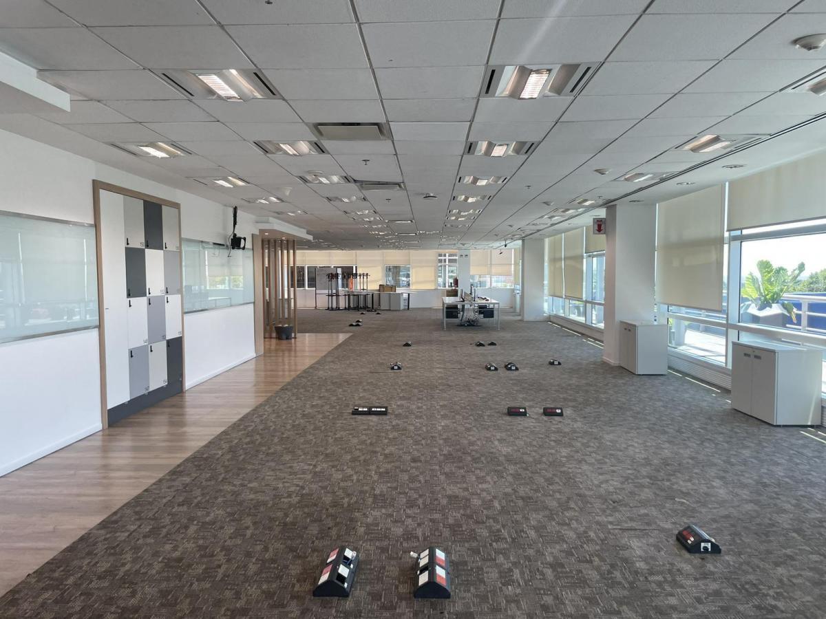 Foto de Oficinas en Alquiler | Colonos Plaza, Juana Manso 305-355 | 580 - 1.161, imagen 4