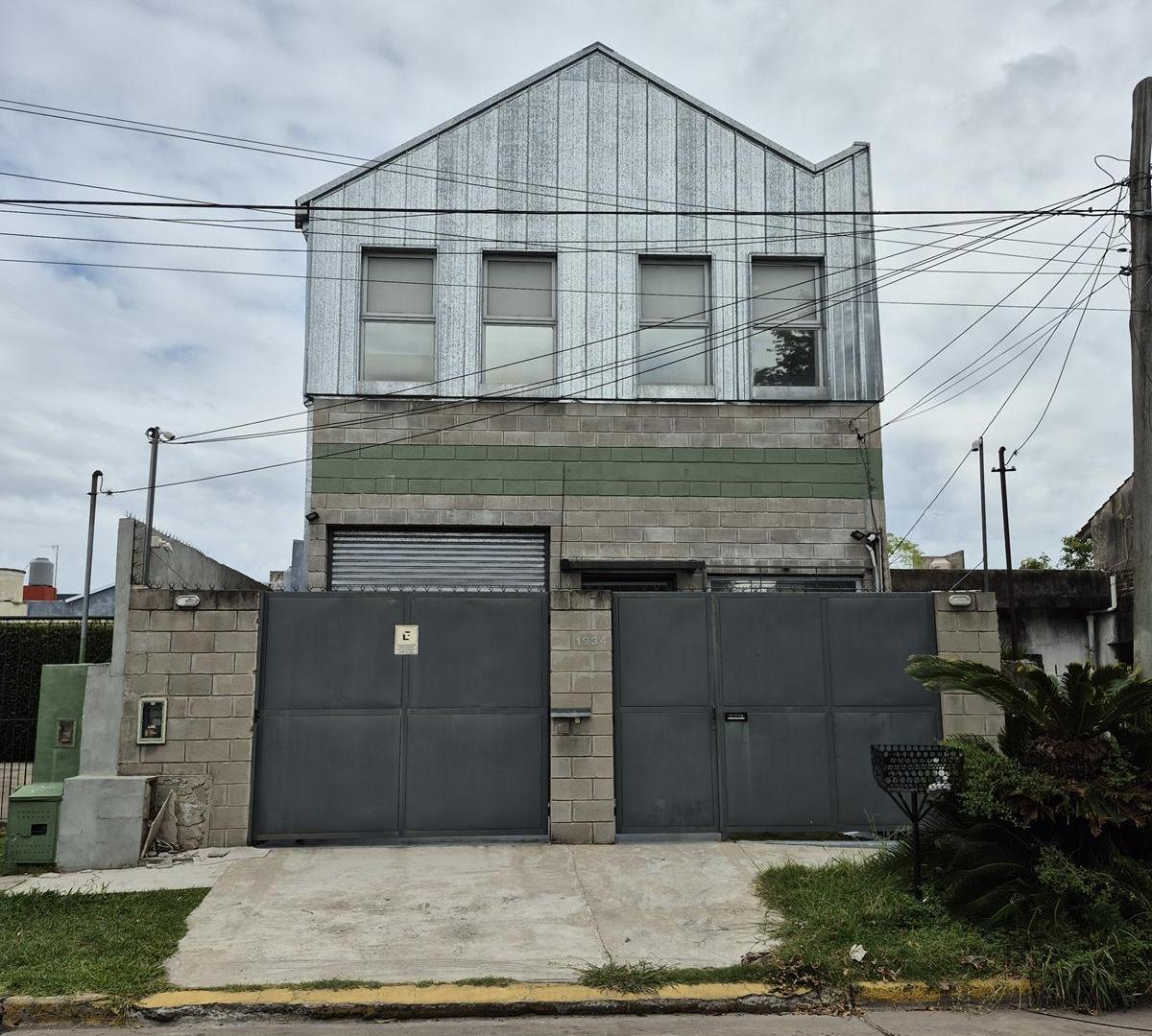 Depósito en Alquiler | Pampa 1934, Béccar | 325 m²
