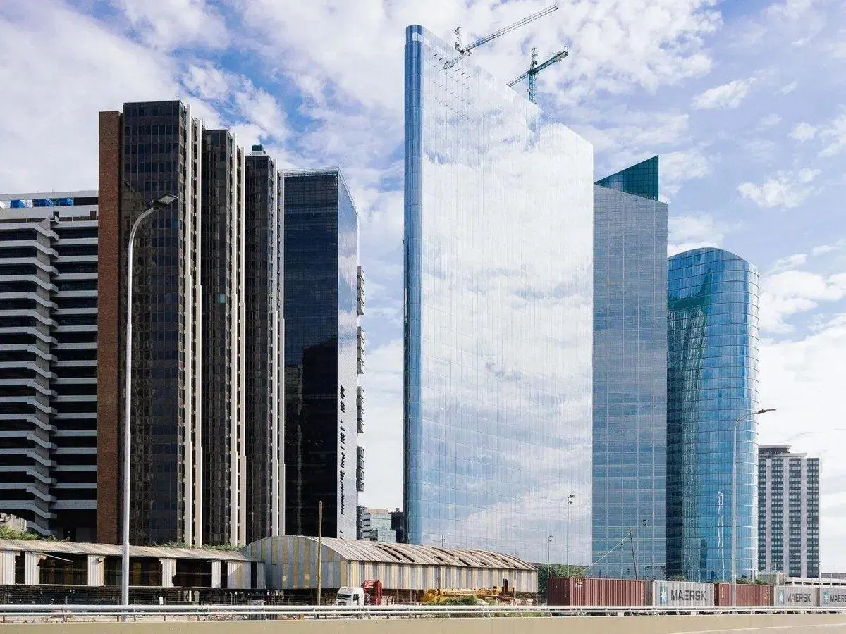 Oficinas en Alquiler | 200 Della Paolera, Catalinas | 1.131 m² 2