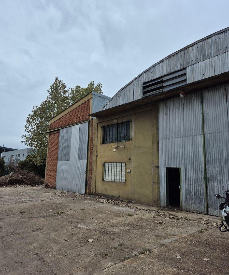 Depósito Industrial en Venta | Chubut 1440, Pilar | 3.000 M2