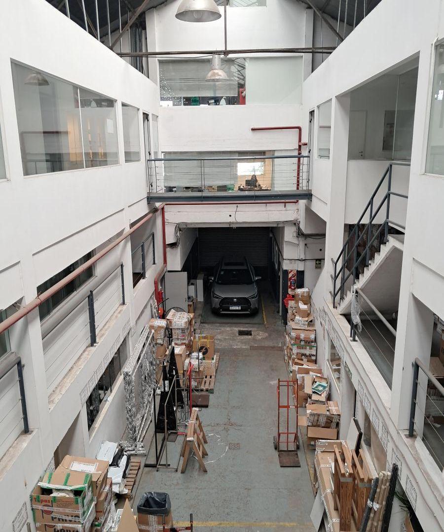 Foto de Depósito con oficinas en Alquiler | Bulnes 1055, CABA | 1455 m², imagen 5