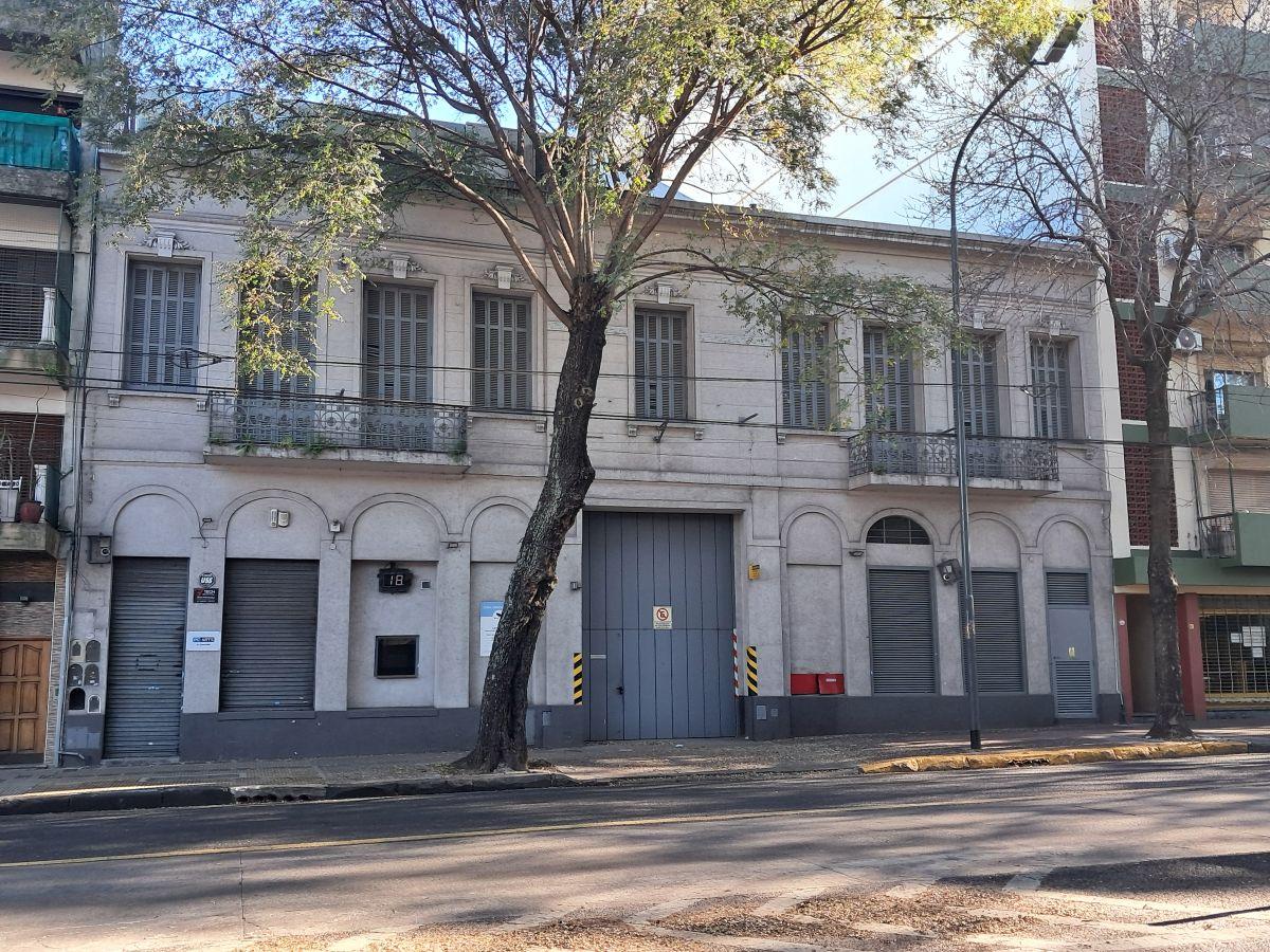 Foto de Depósito en Venta | Av. Brasil 3033, Parque Patricios | 2.329 m², imagen 3