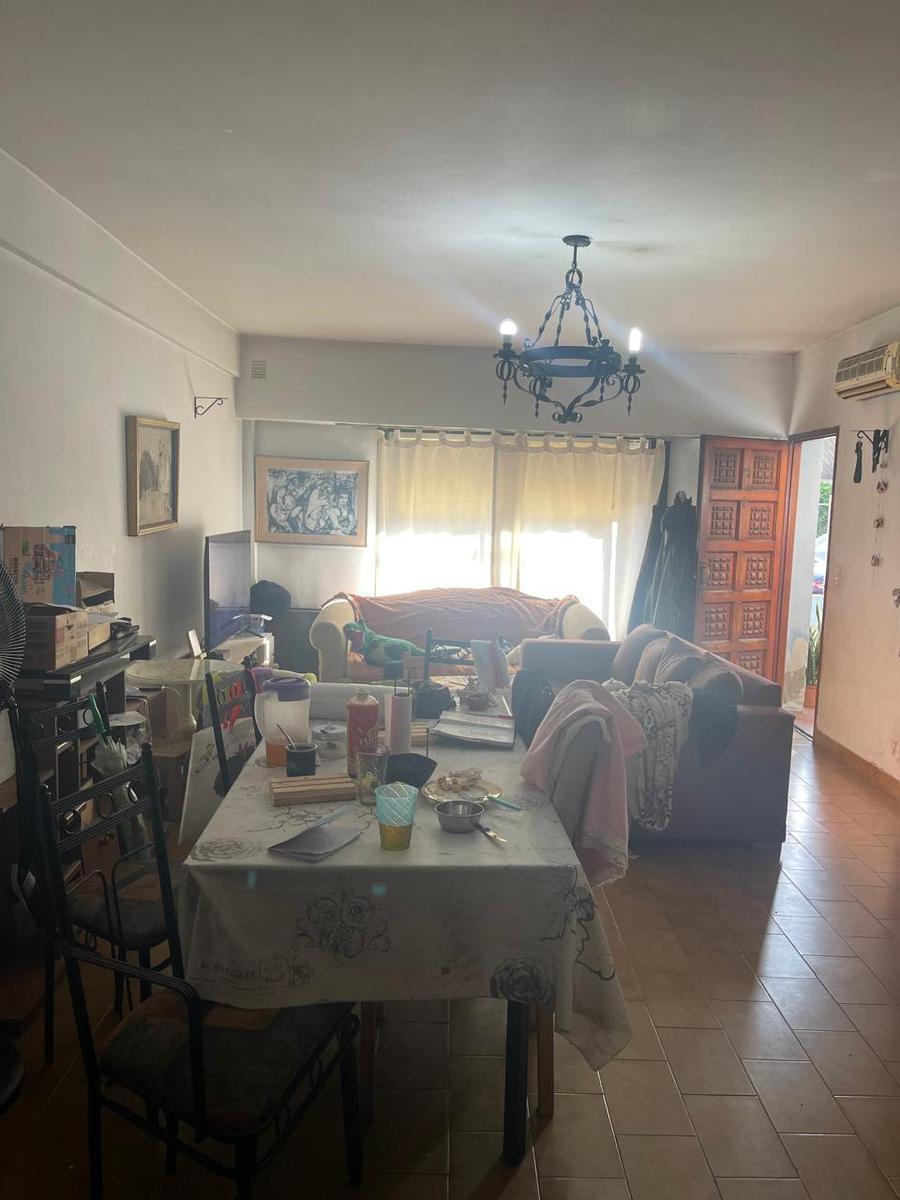 Venta en Block Dos Propiedades en Victoria 4