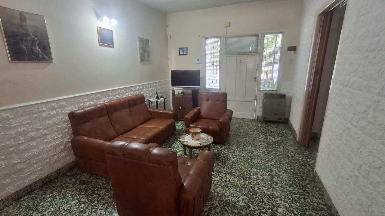 2 casas sobre lote propio en Victoria