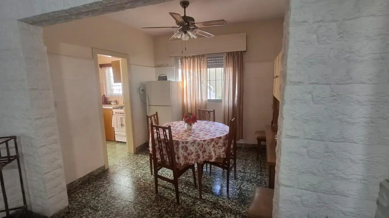 2 casas sobre lote propio en Victoria 3