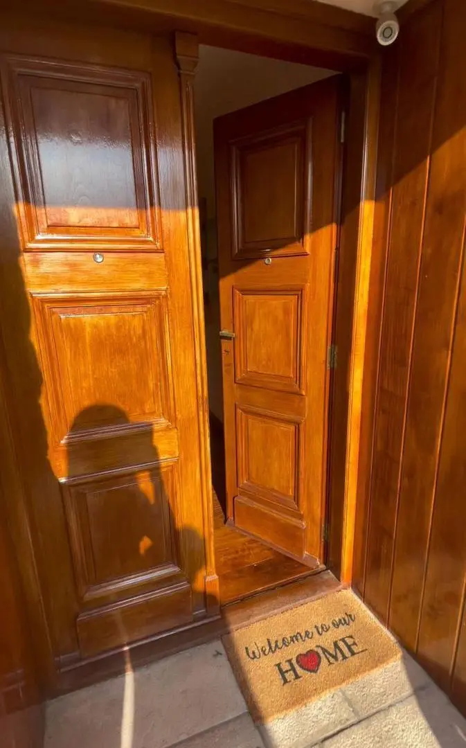 Imponente Chalet en San Fernando, calle Necochea, barrio santa clara 5