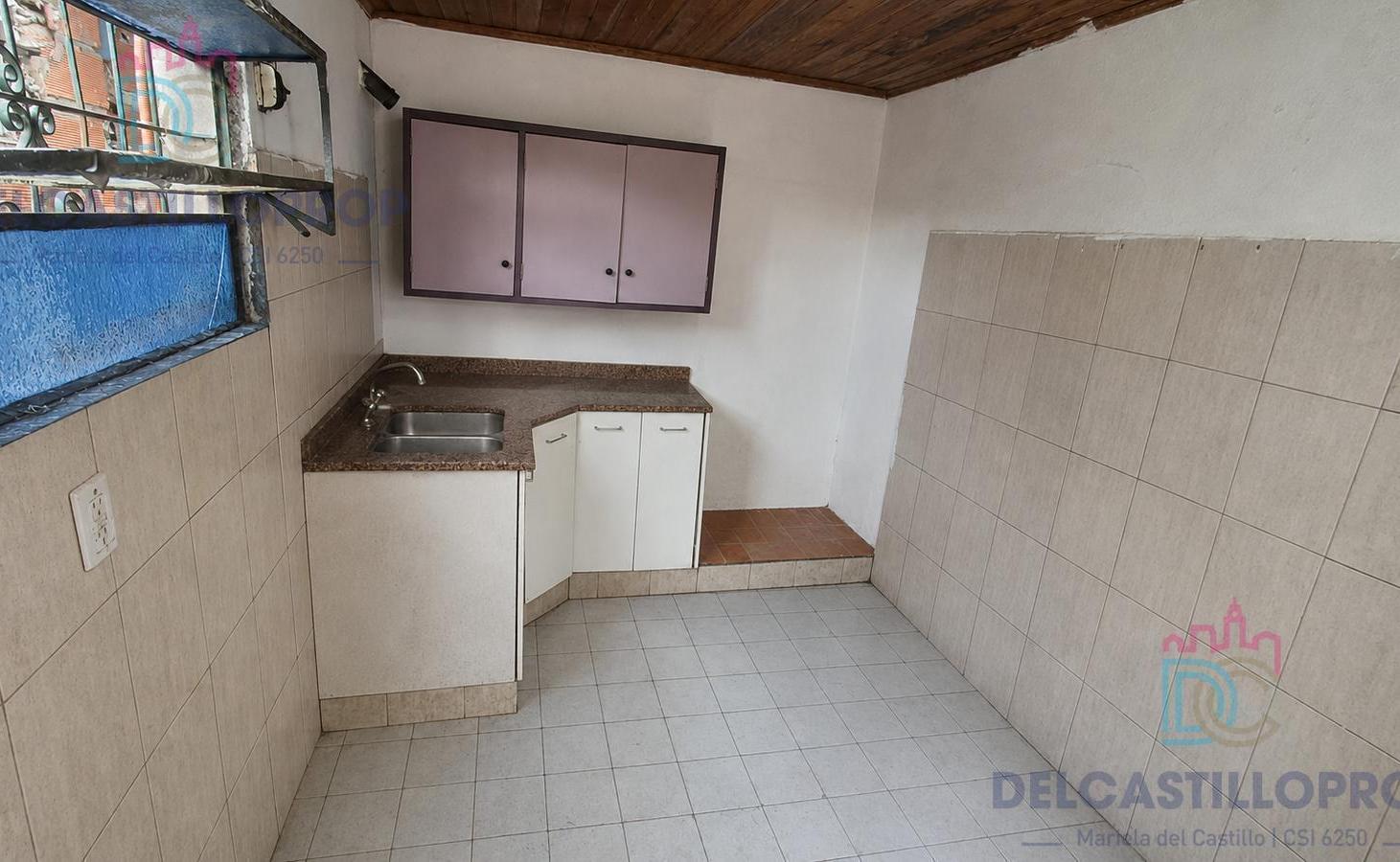 Foto de Casa a refaccionar lote propio San Fernando, imagen 3